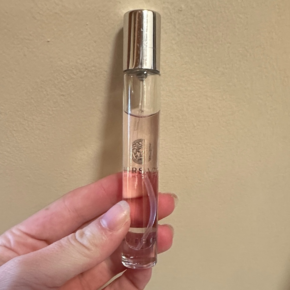 Versace Bright Crystal Perfume